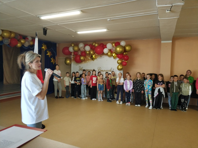 начало работы пришкольного лагеря.